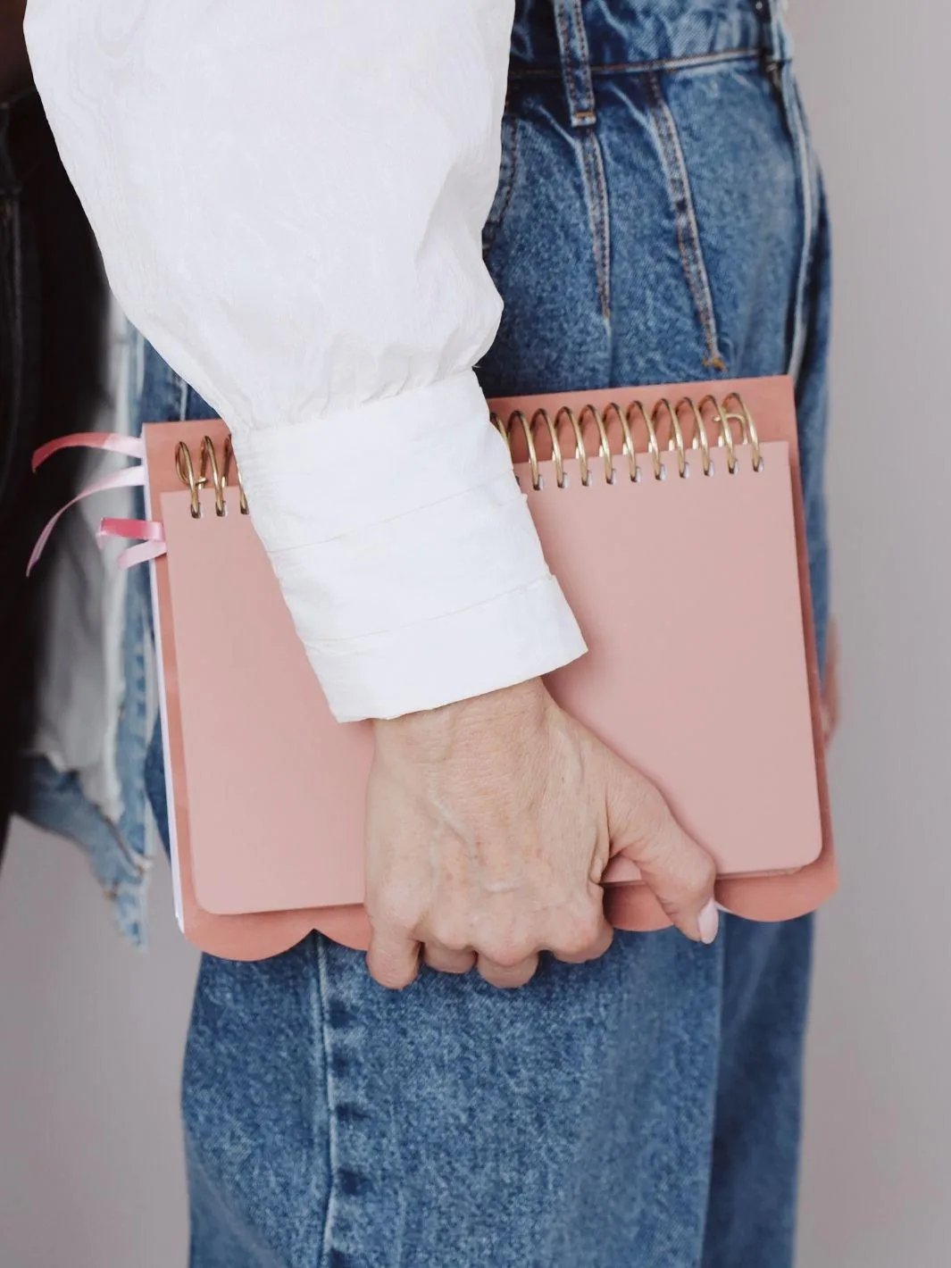 A5 Luxury Neutral Wire Lined Journal - Primrose