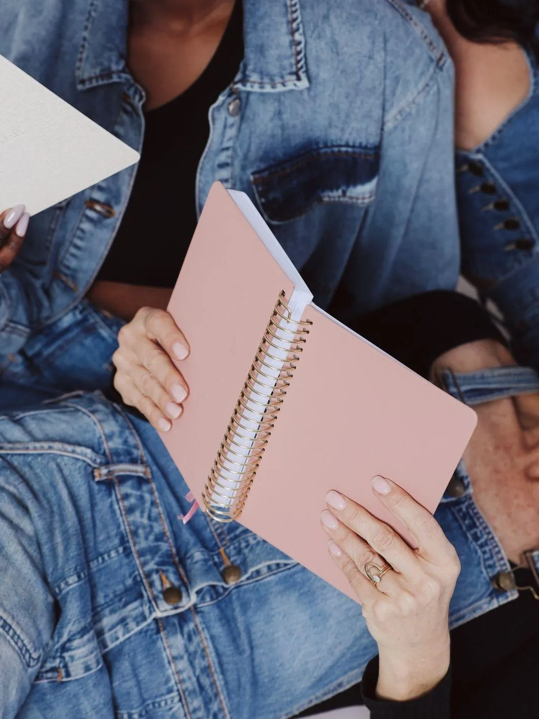 A5 Luxury Neutral Wire Lined Journal - Primrose