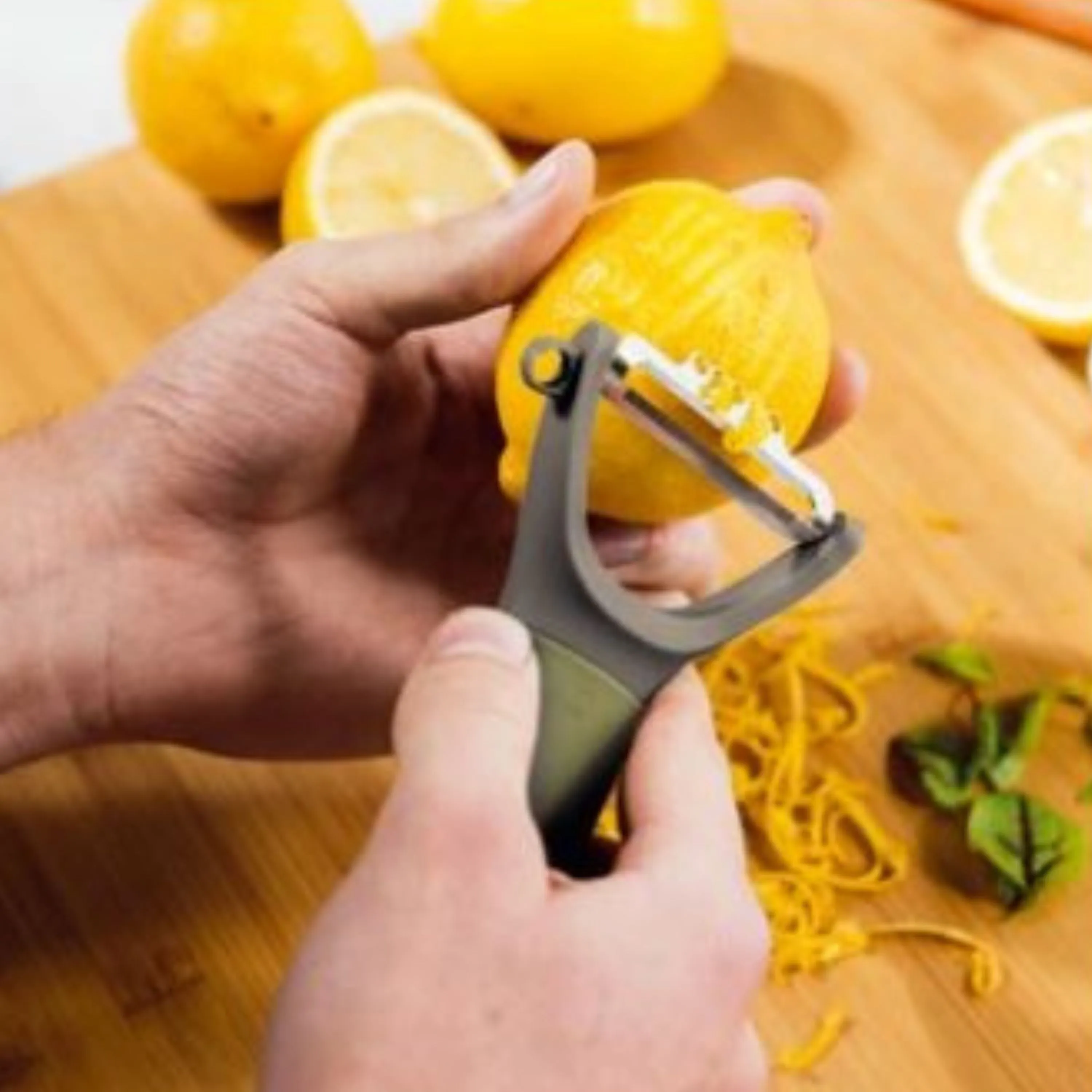 BergHOFF Balance Stainless Steel Y-Peeler with Zester 5", Recycled Material