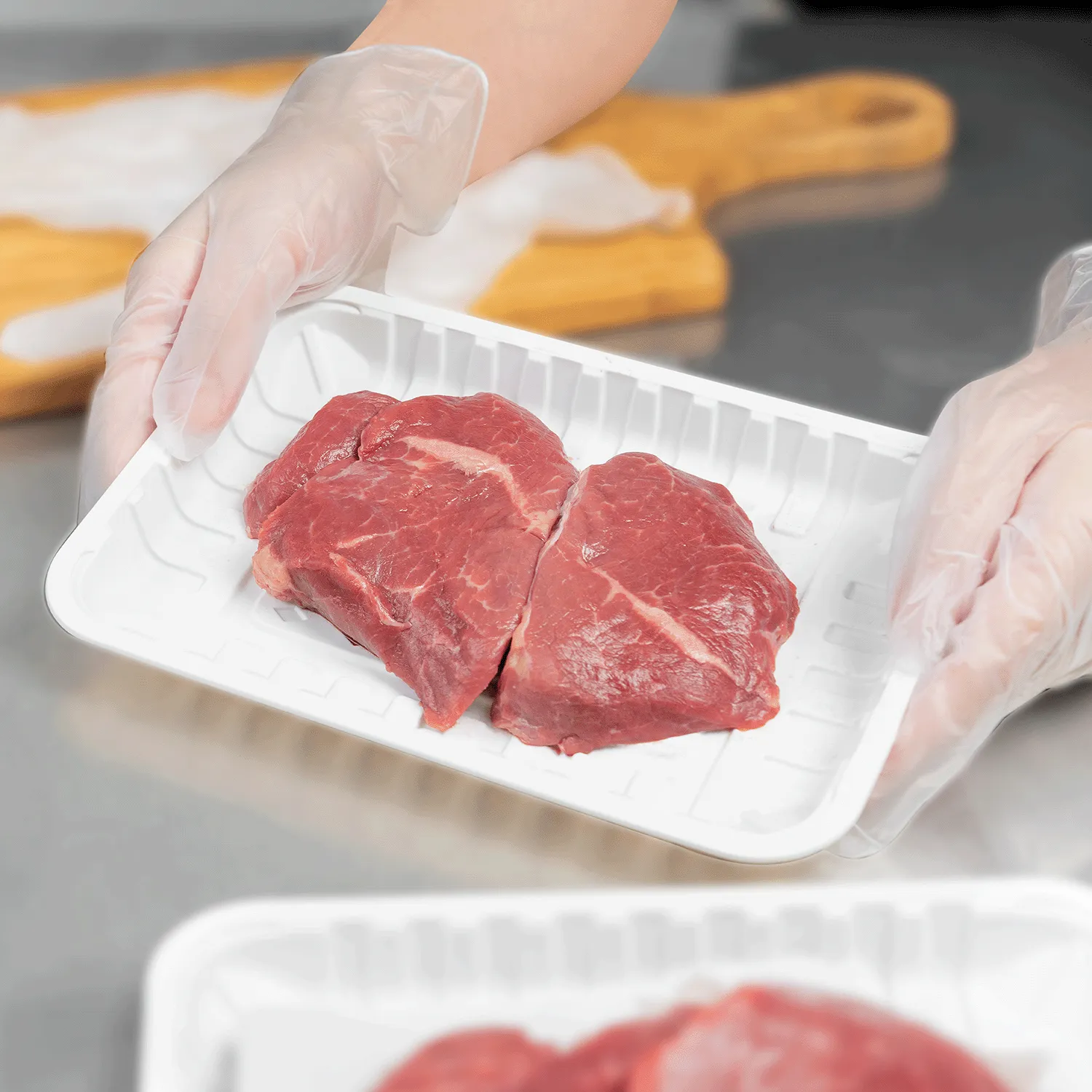 Karat Earth 8.5”x6” Mineral Filled PP Meat Tray, Rectangular, White - 500 pcs