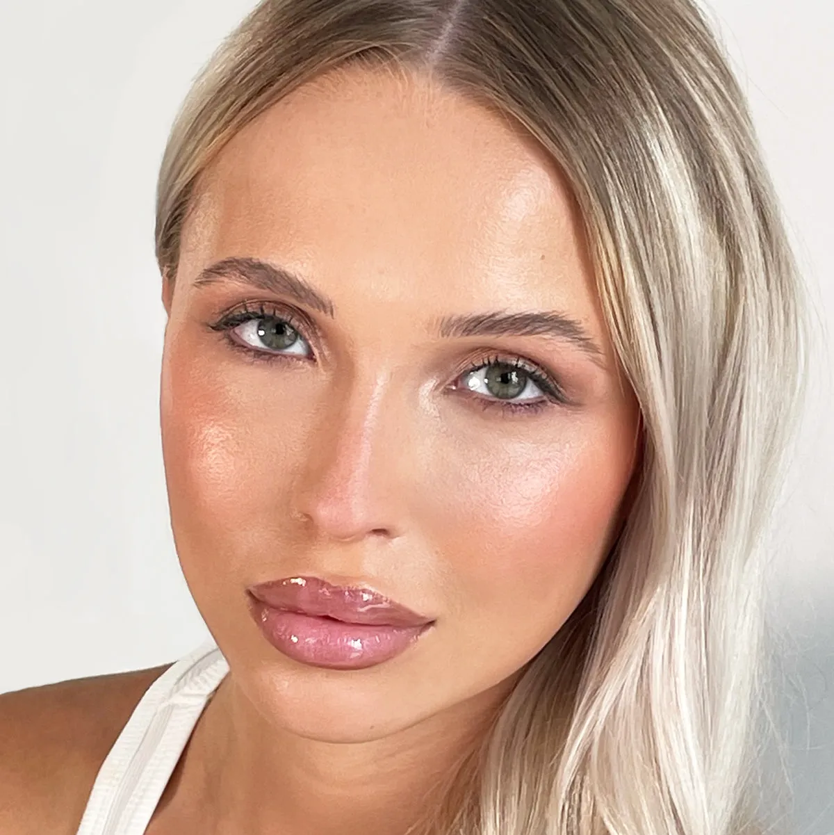Kevyn Aucoin The Lighting Stick For highlight and bronzing