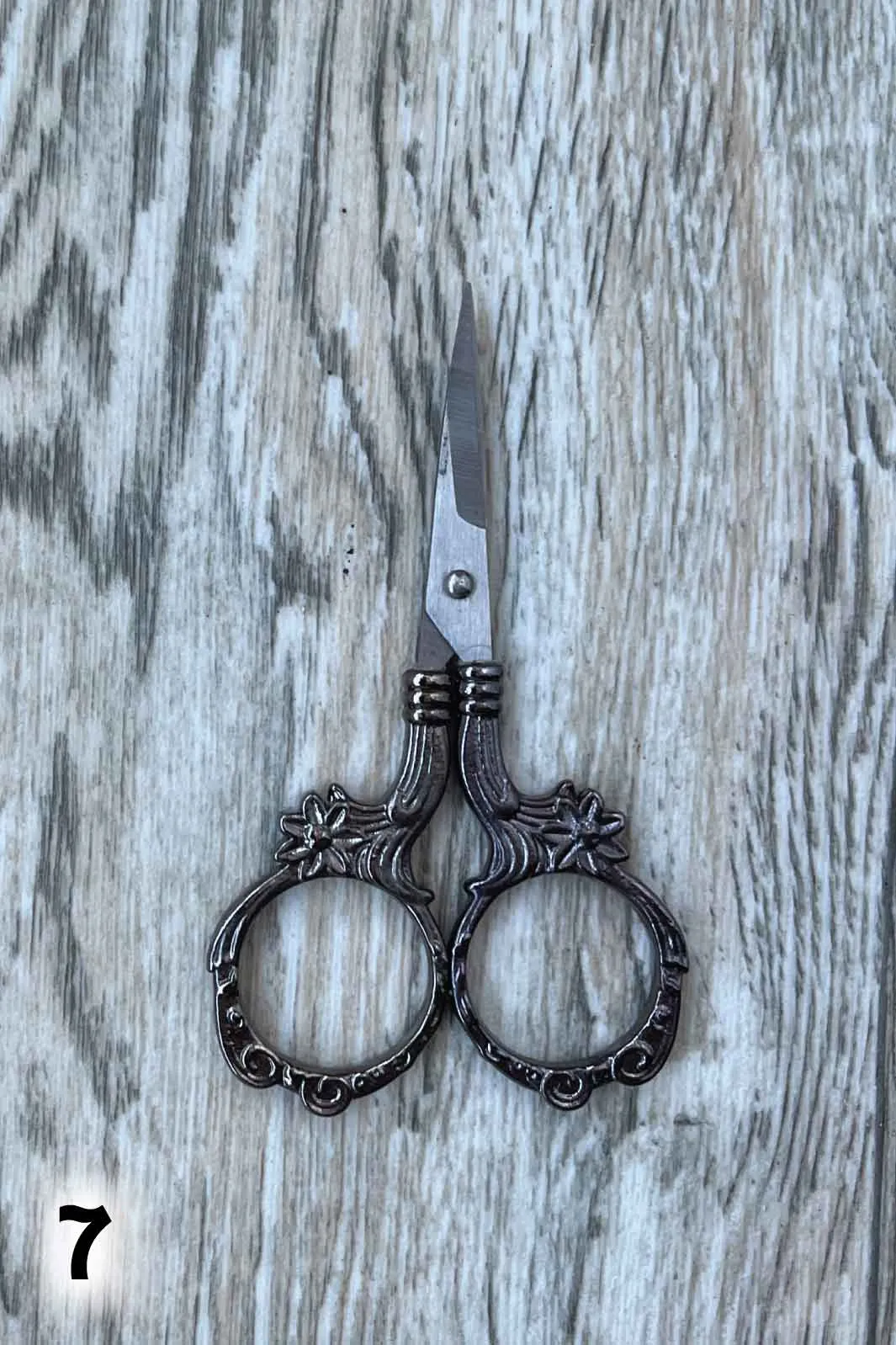 Scissors